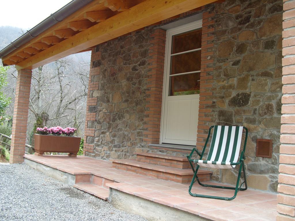 Il Podere Di Giada Bed and Breakfast Bagni di Lucca Rum bild